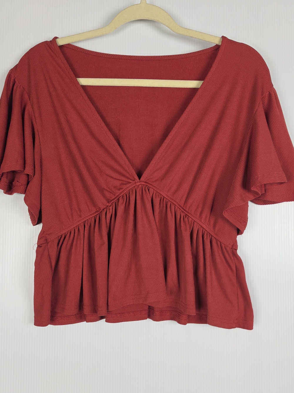 Women's Red V-Neck Flutter Sleeve Peplum Top